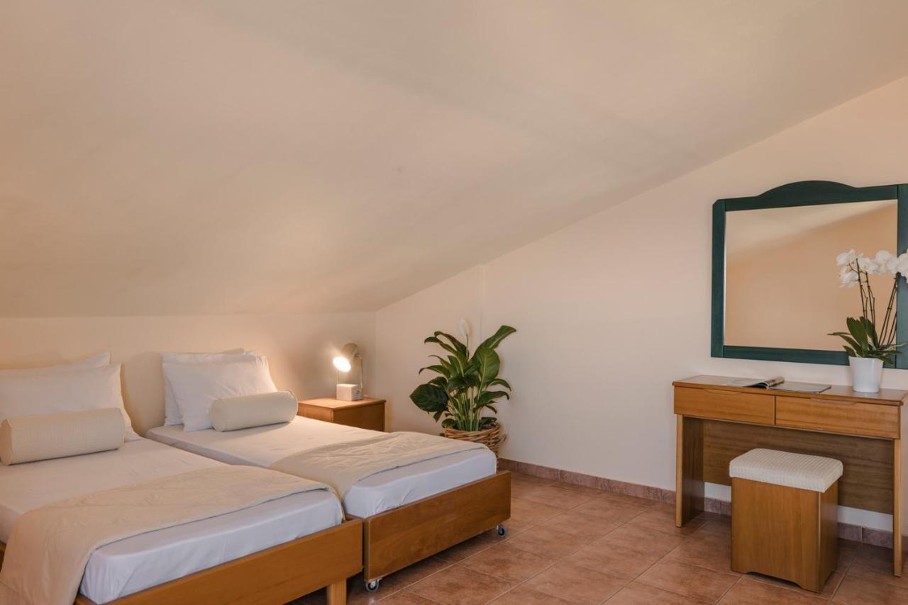Griffon Kymi Hotel Previously Known As Valledi Village Bagian luar foto